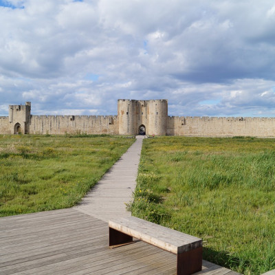 Krásy francouzské Provence a Carcassonne